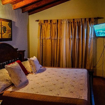 Casa Pastora Coworking Bed & Breakfast Guatape Exterior photo