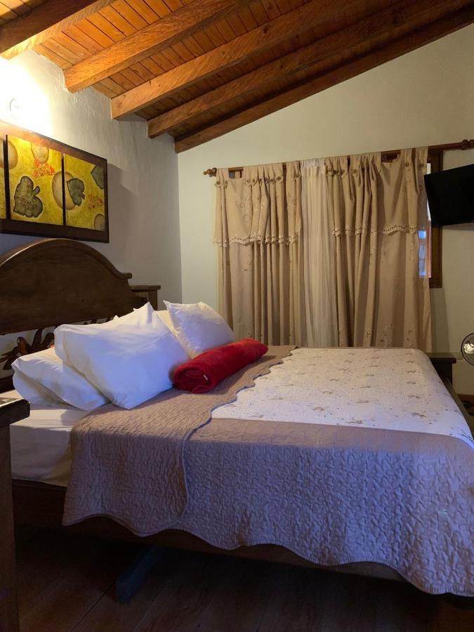 Casa Pastora Coworking Bed & Breakfast Guatape Exterior photo